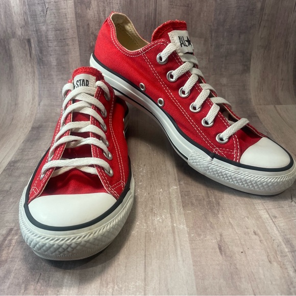 Converse Chuck Taylor All Star (Product) Red Sneakers Low Top M6 - W8 - Picture 1 of 13